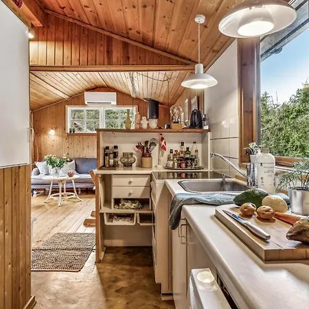 2 Bedroom Gorgeous In